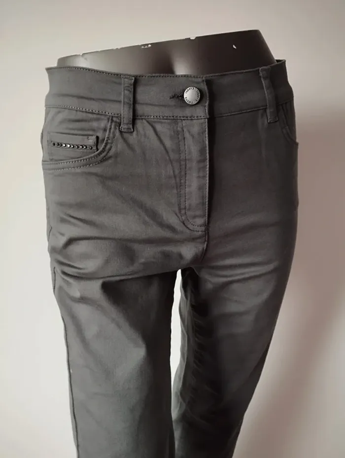 Jean gris foncé Caroll taille 38 - photo numéro 2