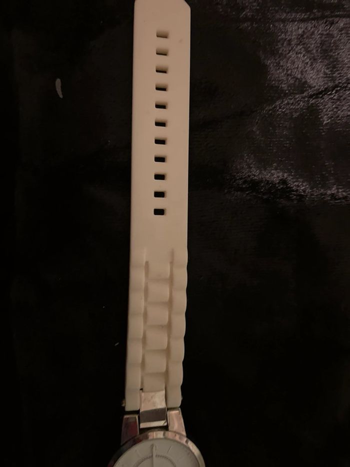 Montre - photo numéro 3