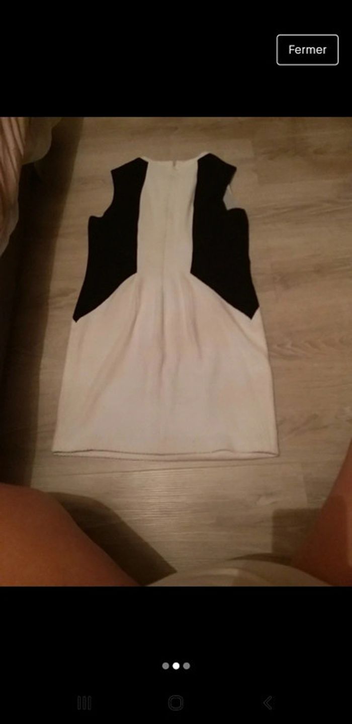 Robe esprit blanche et noire - photo numéro 2