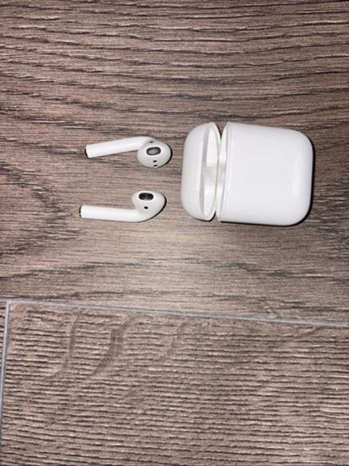 AirPods - photo numéro 3