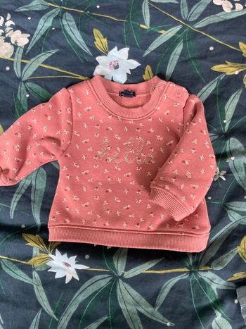 Pull kiabi 1 mois 