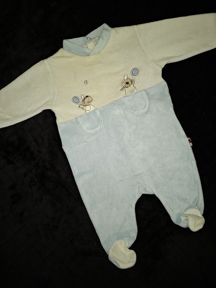 Lot de pyjamas - photo numéro 2