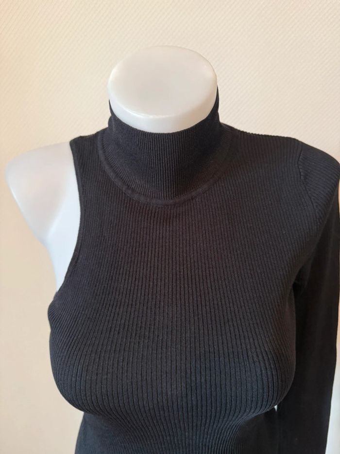 Haut noir en très bon état Zara taille M - photo numéro 2