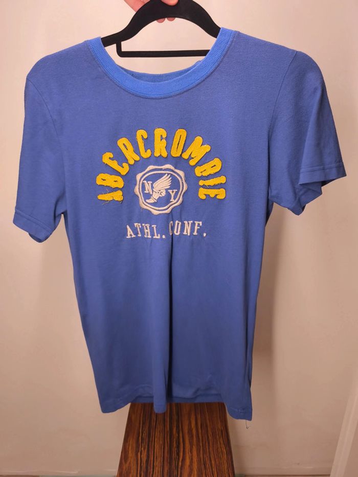 T-shirt Abercrombie & Fitch Enfant Taille M Bleu