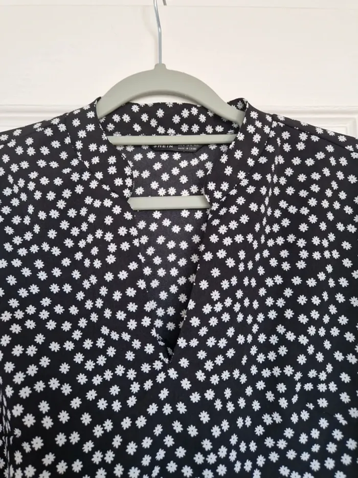 Blouse à fleurs - photo numéro 2