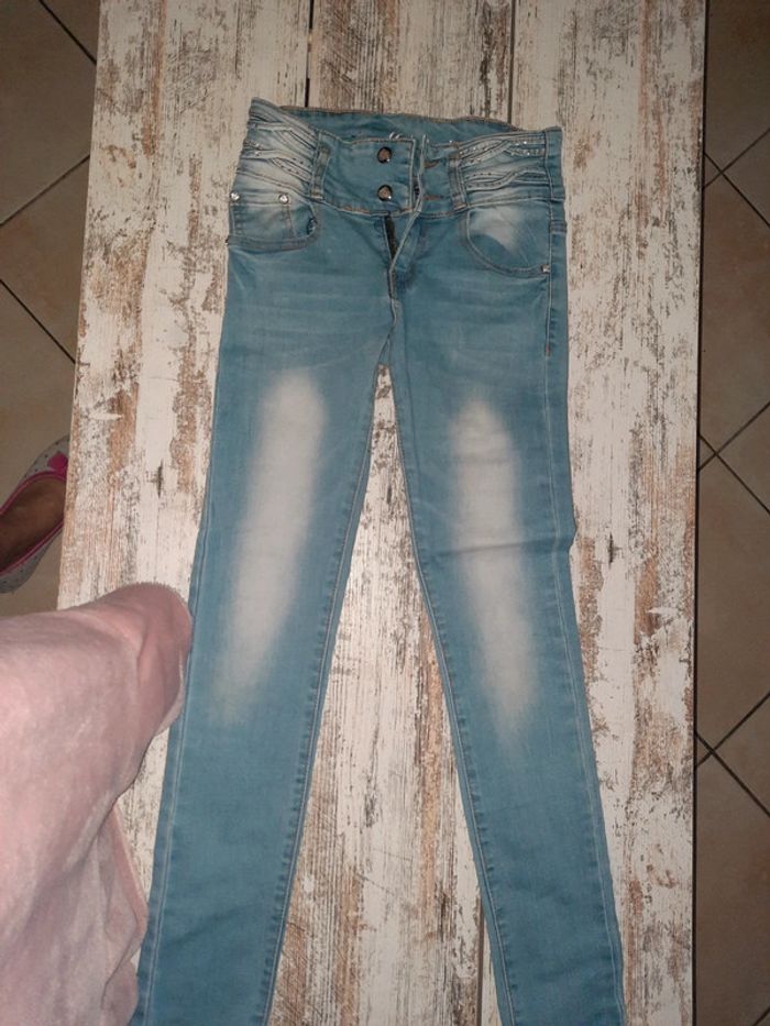 Jean a strass - photo numéro 3