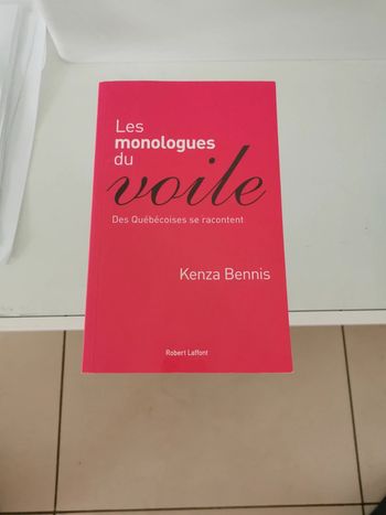 Les monologues du voile
