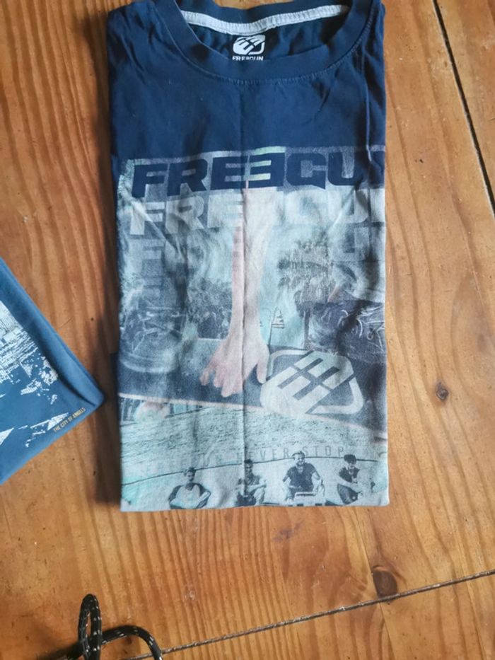 Lot de tee shirt Freegun - photo numéro 2