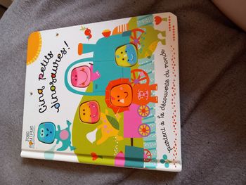 Cinq petits dinausores