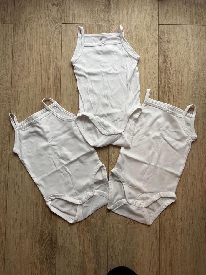 Lot 3 bodys bébé fille H&M