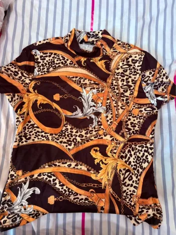 T-shirt shein