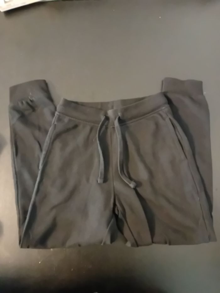 Lot 3 joggings 8 ans - photo numéro 3