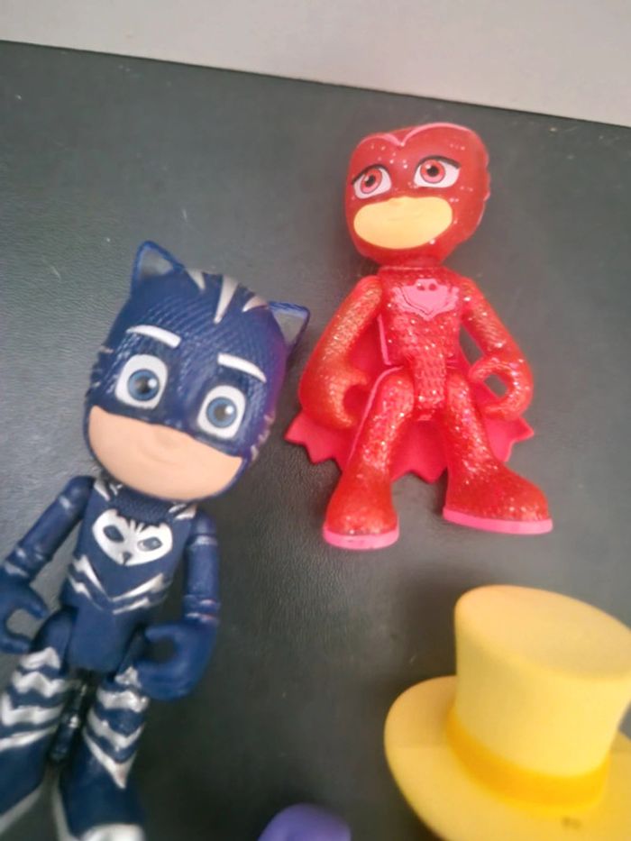 Figurines  de dessins animés pour enfants - photo numéro 4