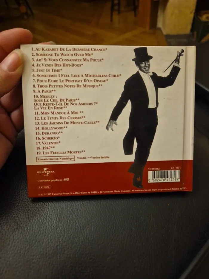 livre CD Yves Montand - photo numéro 2