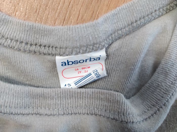 T-shirt absorba 2 ans - photo numéro 3