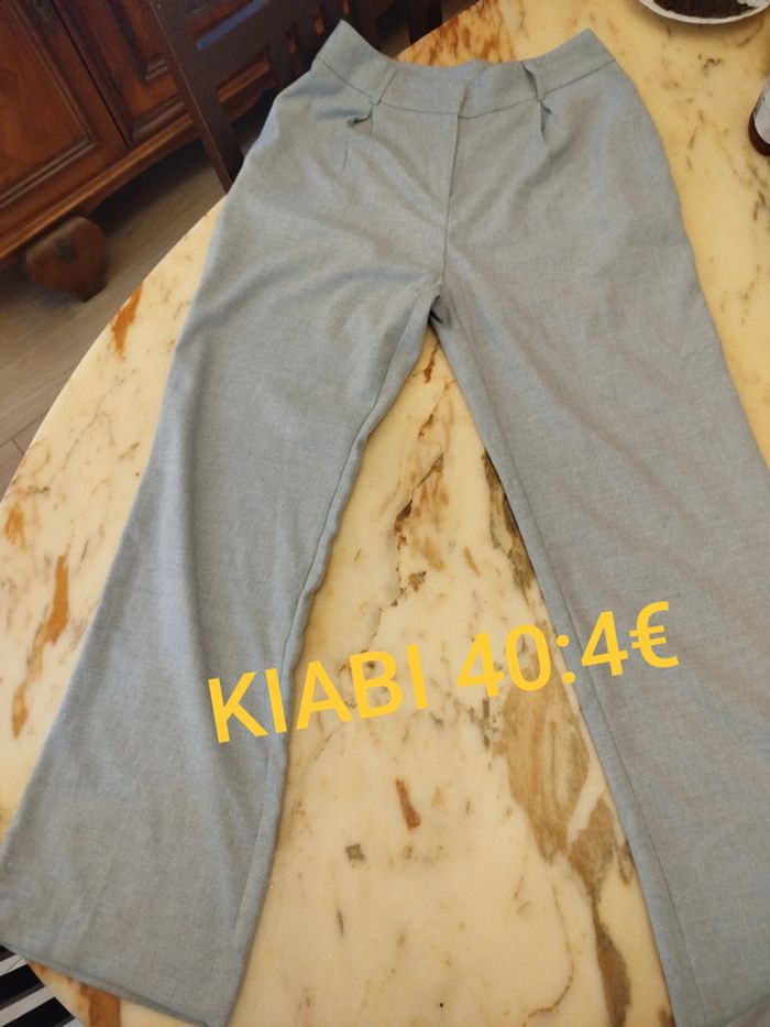 Pantalon Kiabi jambes larges