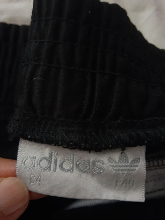 Short long Adidas Vintage taille 40 - photo numéro 6