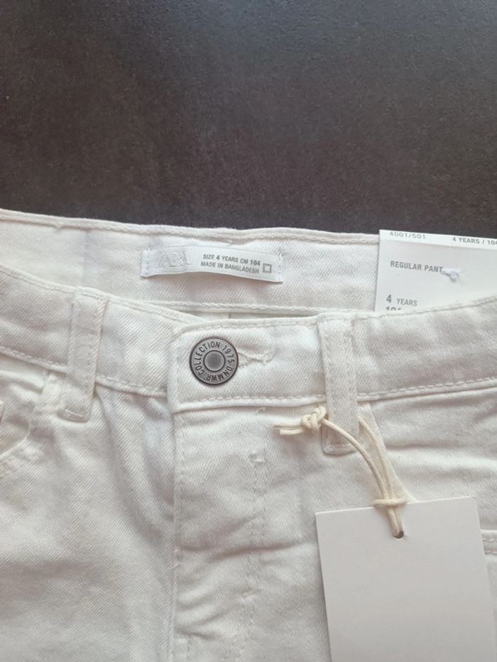 Jeans Zara 4 ans 104cm - photo numéro 2