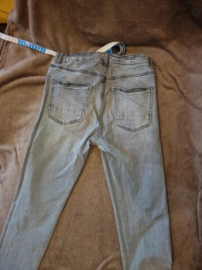 Jean skinny garçon gris - photo numéro 4