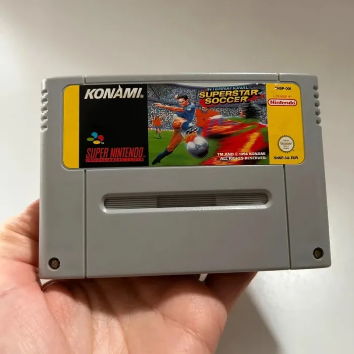 Jeu super nintendo superstar soccert - photo numéro 2