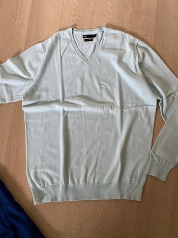 Pull col V en pur coton vert d’eau de marque Celio