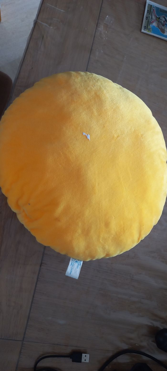 Coussin smiley - photo numéro 2