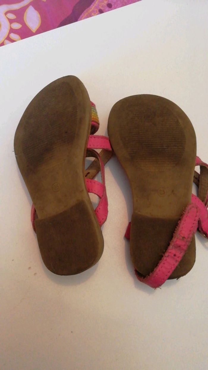 Nus pieds - photo numéro 2