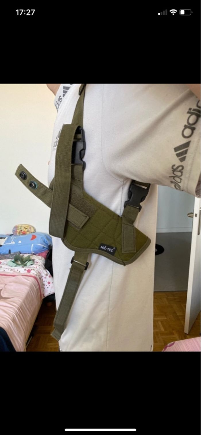 Holster d’épaules pistolet et porte chargeur - photo numéro 2