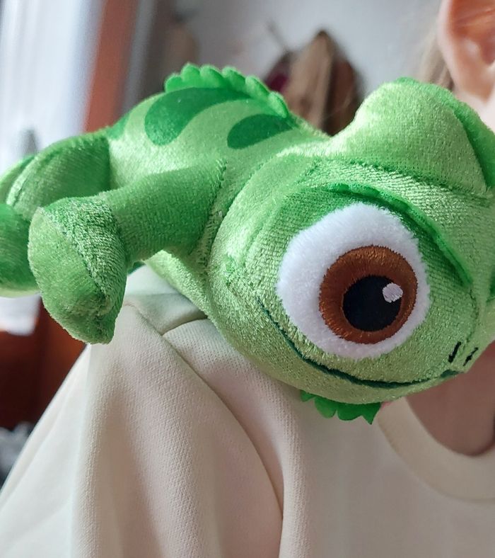Peluche Pascal du disney Raiponce - photo numéro 3