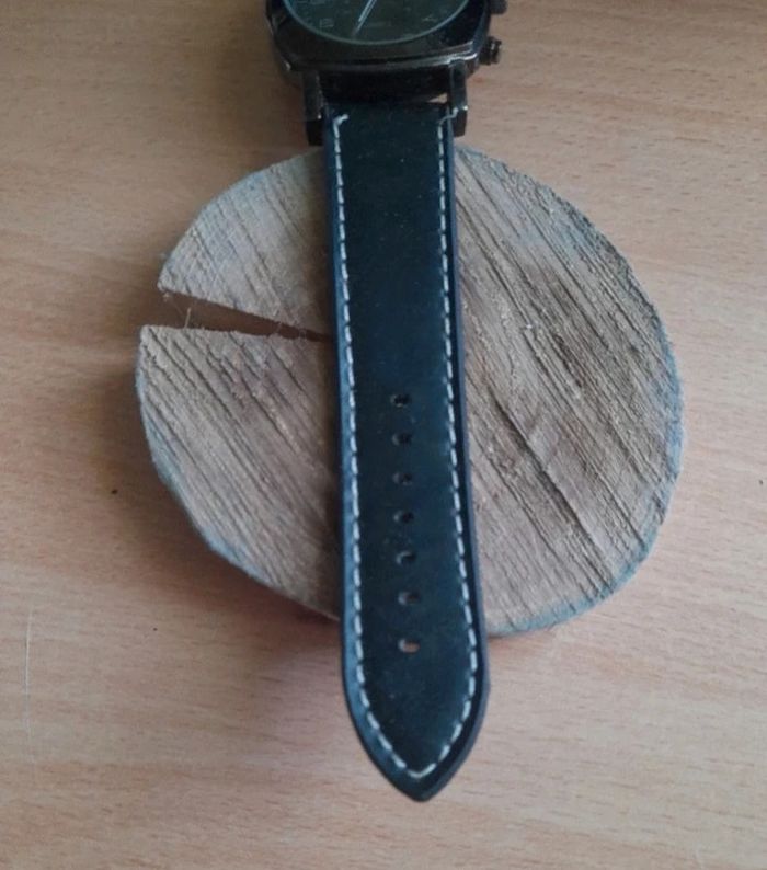 Montre - photo numéro 4
