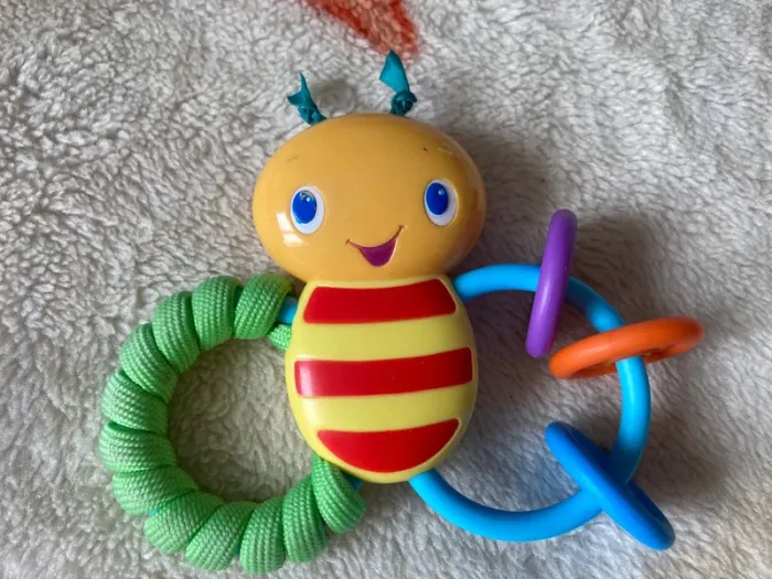 Hochet / jouet d’éveil papillon bright starts