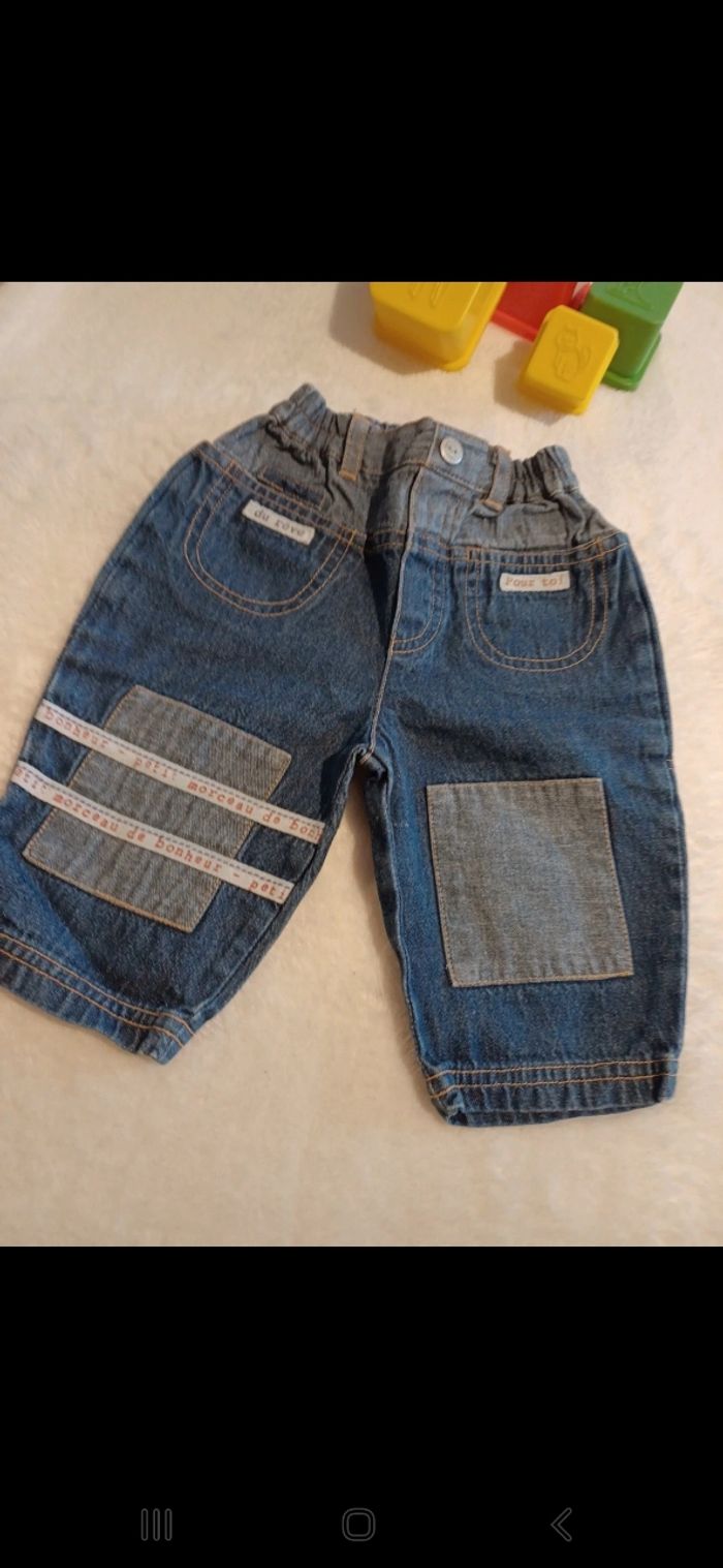 Jean bébé taille 6 mois