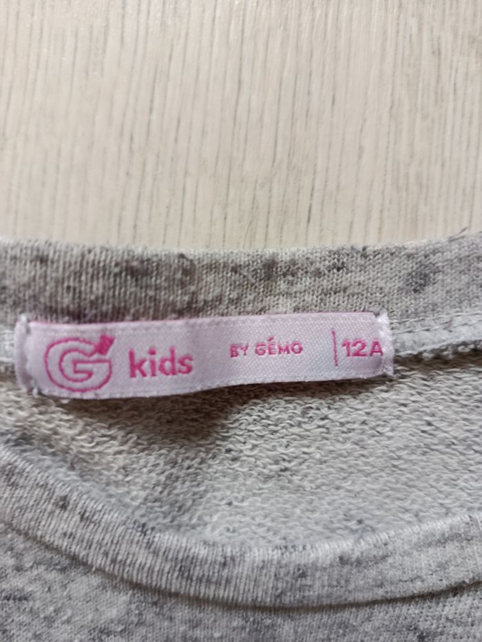 Pull marque Gémo taille 12 ans - photo numéro 3