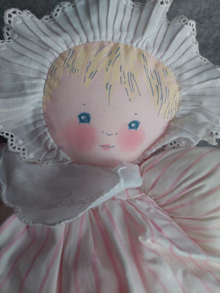 #13 - Corolle - doudou poupée de chiffon rose et blanche - photo numéro 2