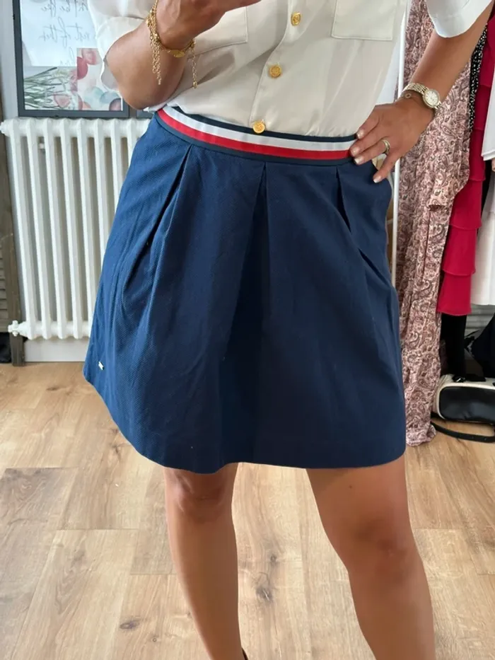 Mini jupe Tommy Hilfiger bleue taille 38 - photo numéro 2