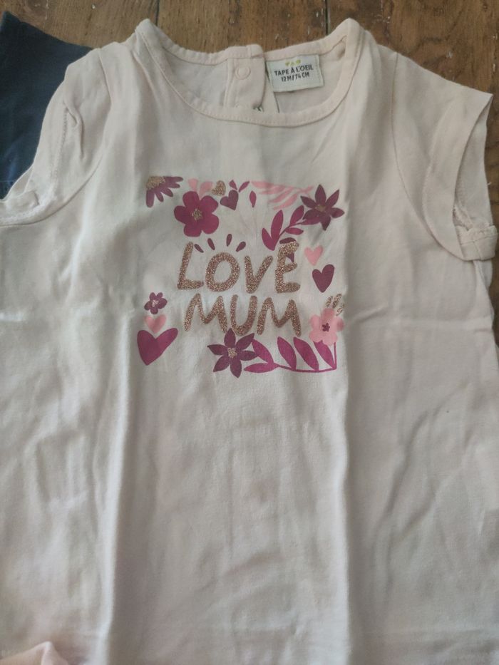 Lot 4 t-shirts et un sous pull 12 mois - photo numéro 4