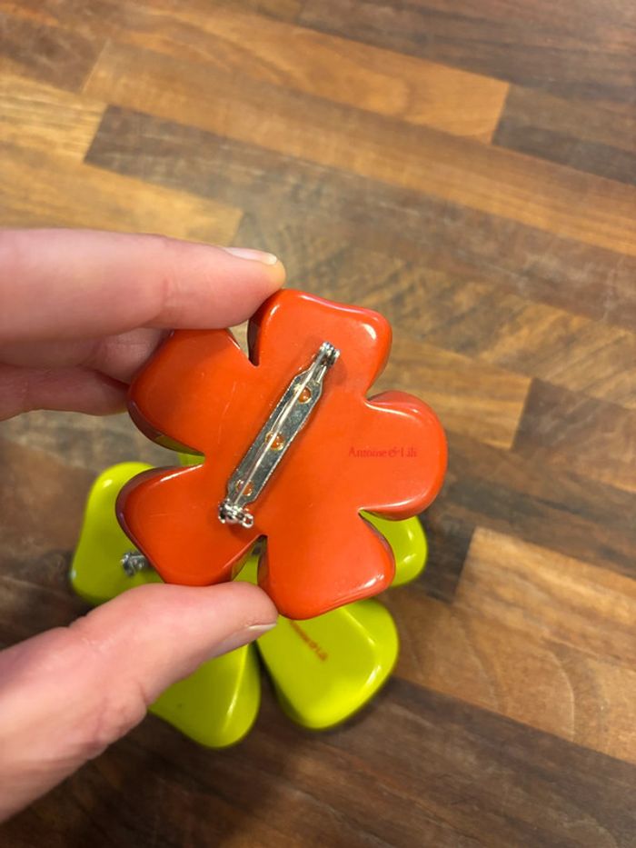 2 Broches - photo numéro 3