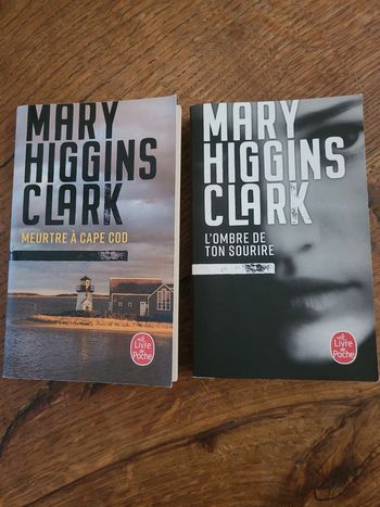 Lot 2 Mary Higgins Clark