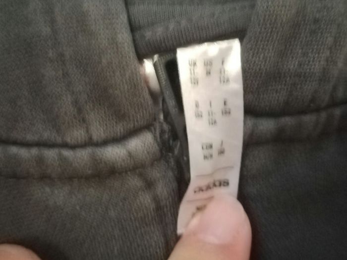 Gilet addidas  11/12 ans - photo numéro 3