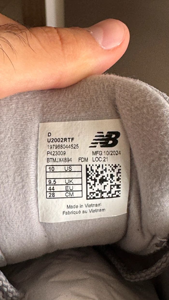 New balance 2002 Grise taille 44 - photo numéro 8