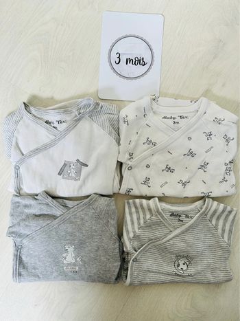 Lot bodies manches longues