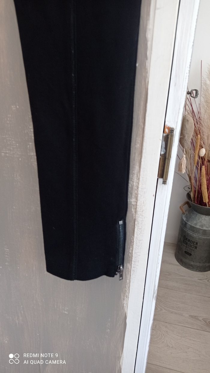 Legging noir Monoprix taille S en très bon état - photo numéro 4