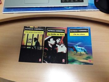 3 livres de Patricia Cornwell en bon état