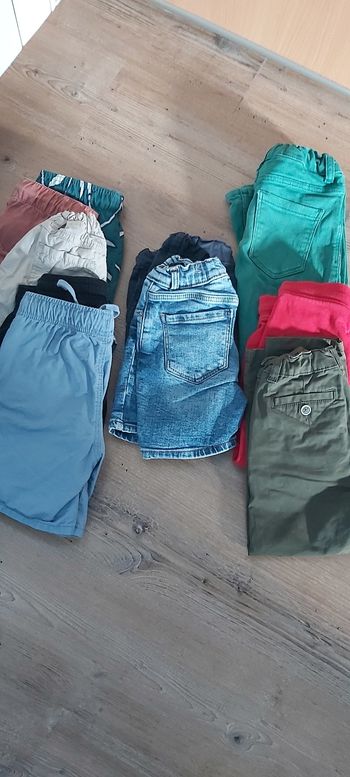 Lot de 10 pieces short et pantalons