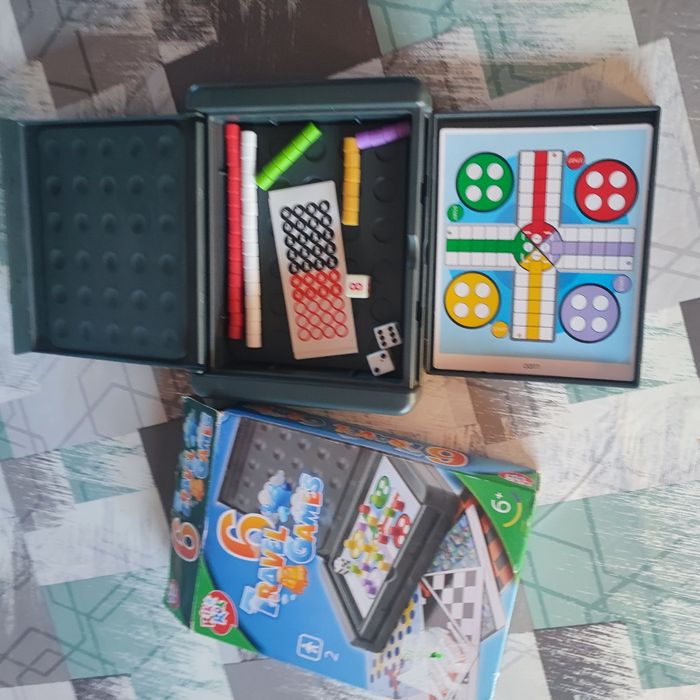6 jeux de voyage: jeu de dames, d'échecs, backgammon, dames chinoises, petits chevaux, serpent,jeu de l'échelle - photo numéro 4