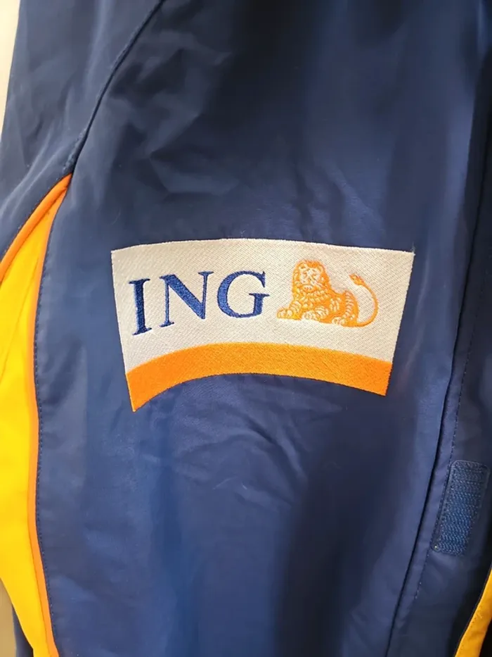 Parka officielle Renault F1 Team taille XXL - photo numéro 10