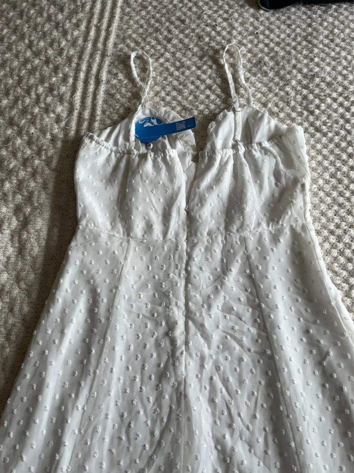 Robe neuve - photo numéro 3