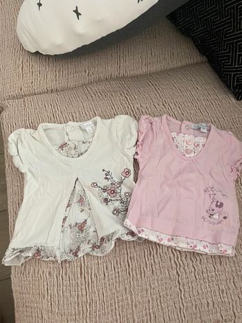 Lot 2 Tee shirts 1 mois fille