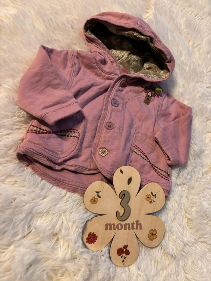 Gilet à capuche
