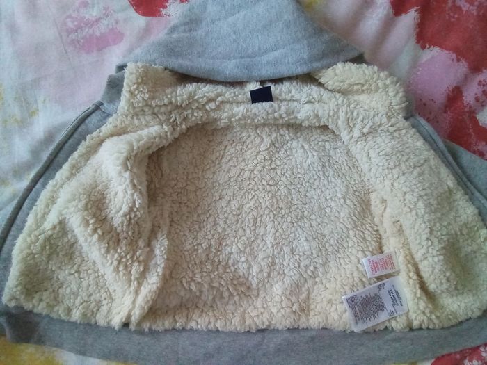 Gilet à capuche Gap 18-24mois